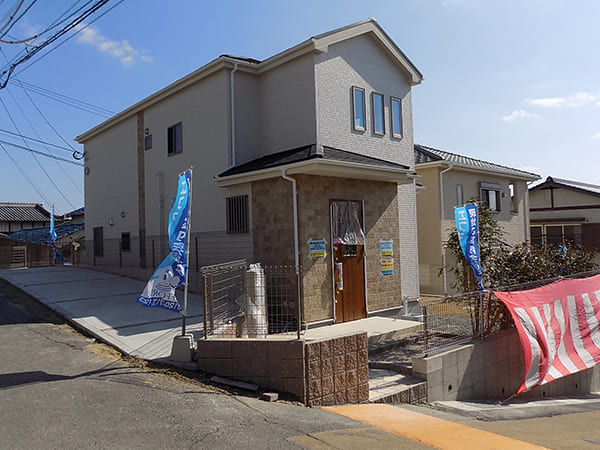 糟屋郡志免町片峰中央3丁目中古一戸建て