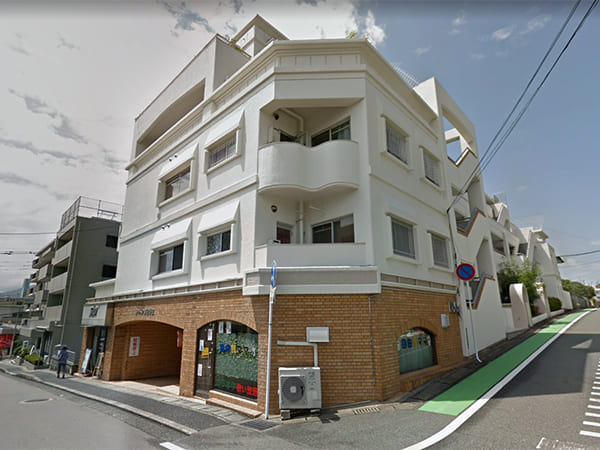 福岡市南区長丘2丁目店舗