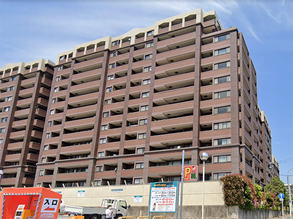 JGMロイヤルヒルズ長丘5番館